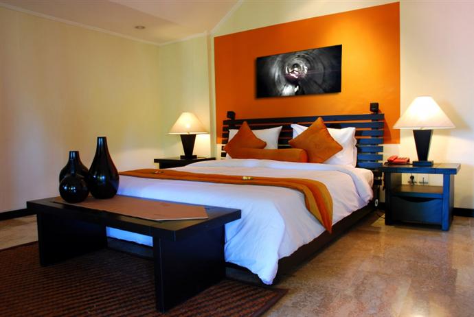 Depiction of ItalianJob6 on a drawing room wall.