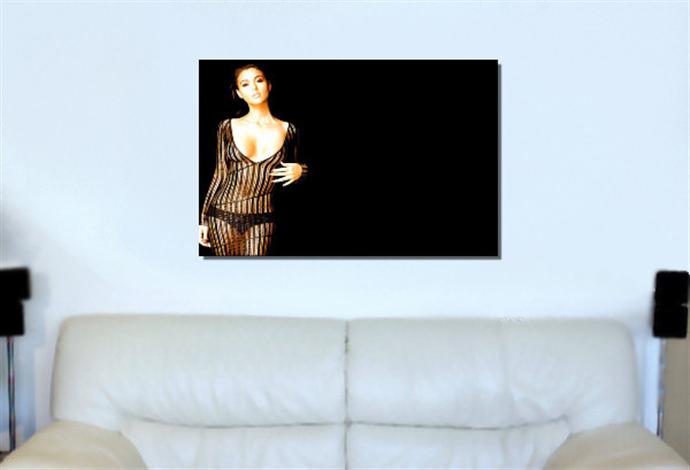 Depiction of bellucci2 on a drawing room wall.