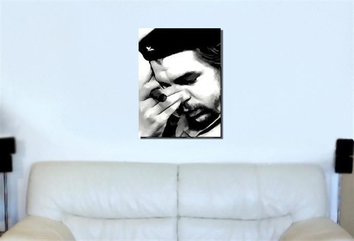 Depiction of che1 on a drawing room wall.